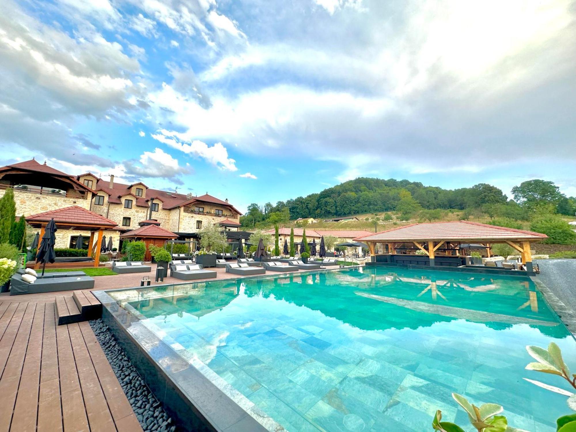 Domaine De La Klauss & Spa, Restaurant Gastronomique Le K Montenach Εξωτερικό φωτογραφία