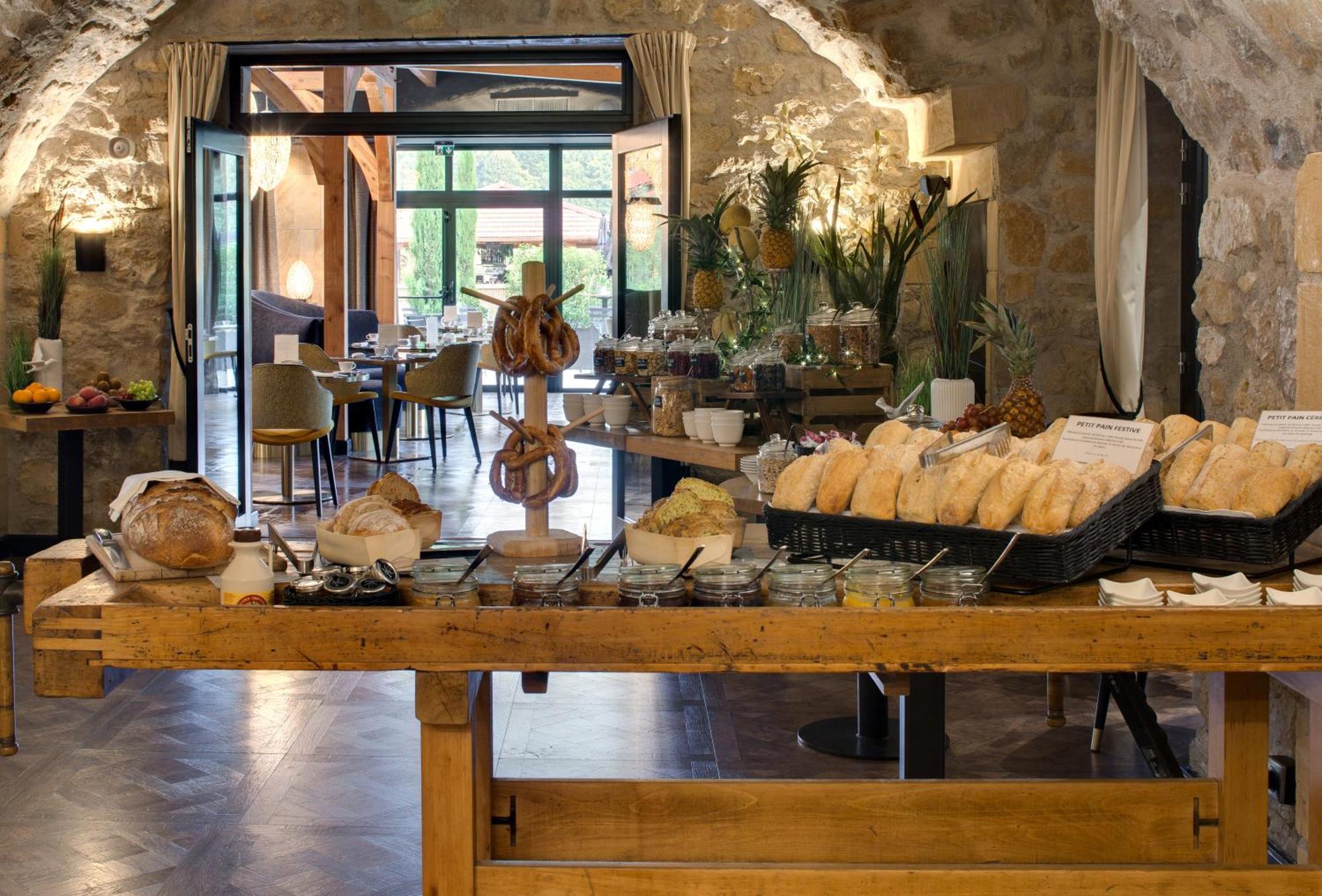 Domaine De La Klauss & Spa, Restaurant Gastronomique Le K Montenach Εξωτερικό φωτογραφία